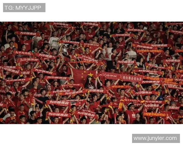 中国足球员在国际赛场上的崛起与挑战解析