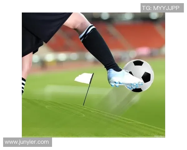 掌握足球动作要领提升球技的实用技巧与训练方法分享